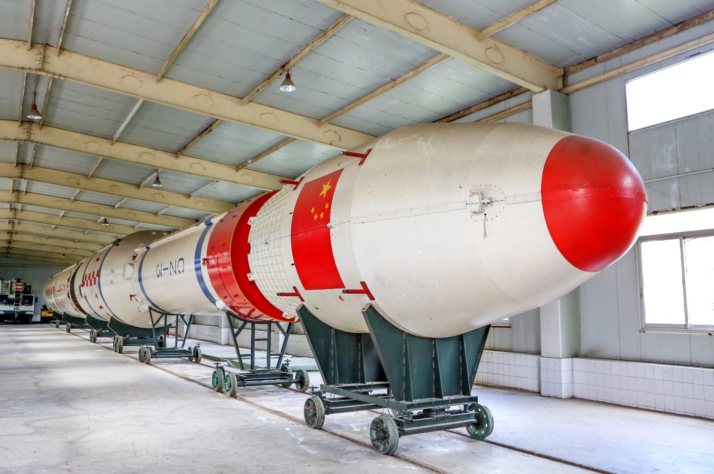 ZOUS2766�������Ƿ�������  ��ɭ ��.jpg