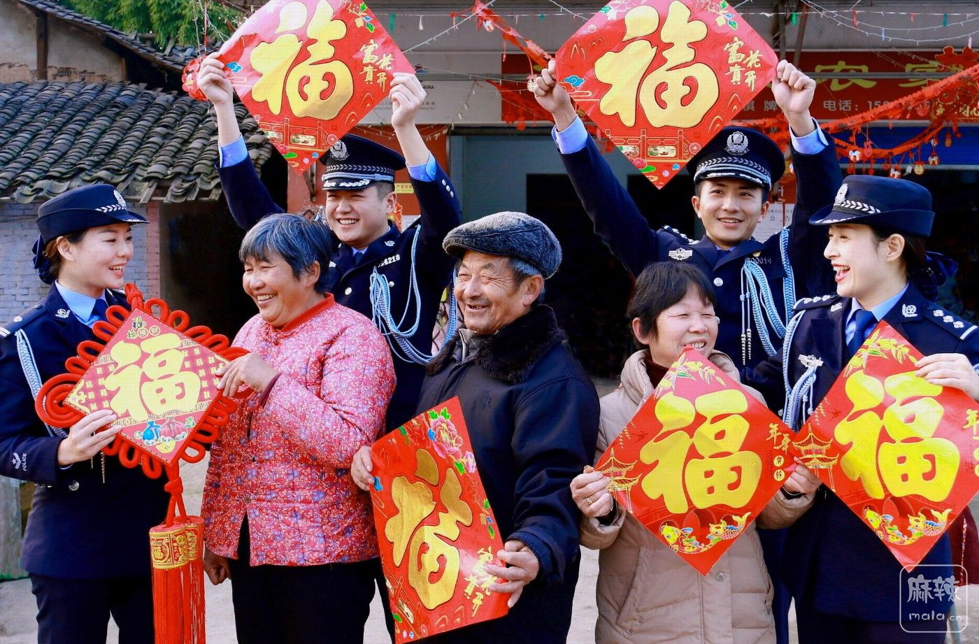 05����ף�� ӭ�´���.JPG