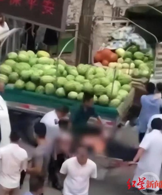 ���ݹ�ũ�����ǹܰ�һ������ �ֵ����������ɱ�˻���