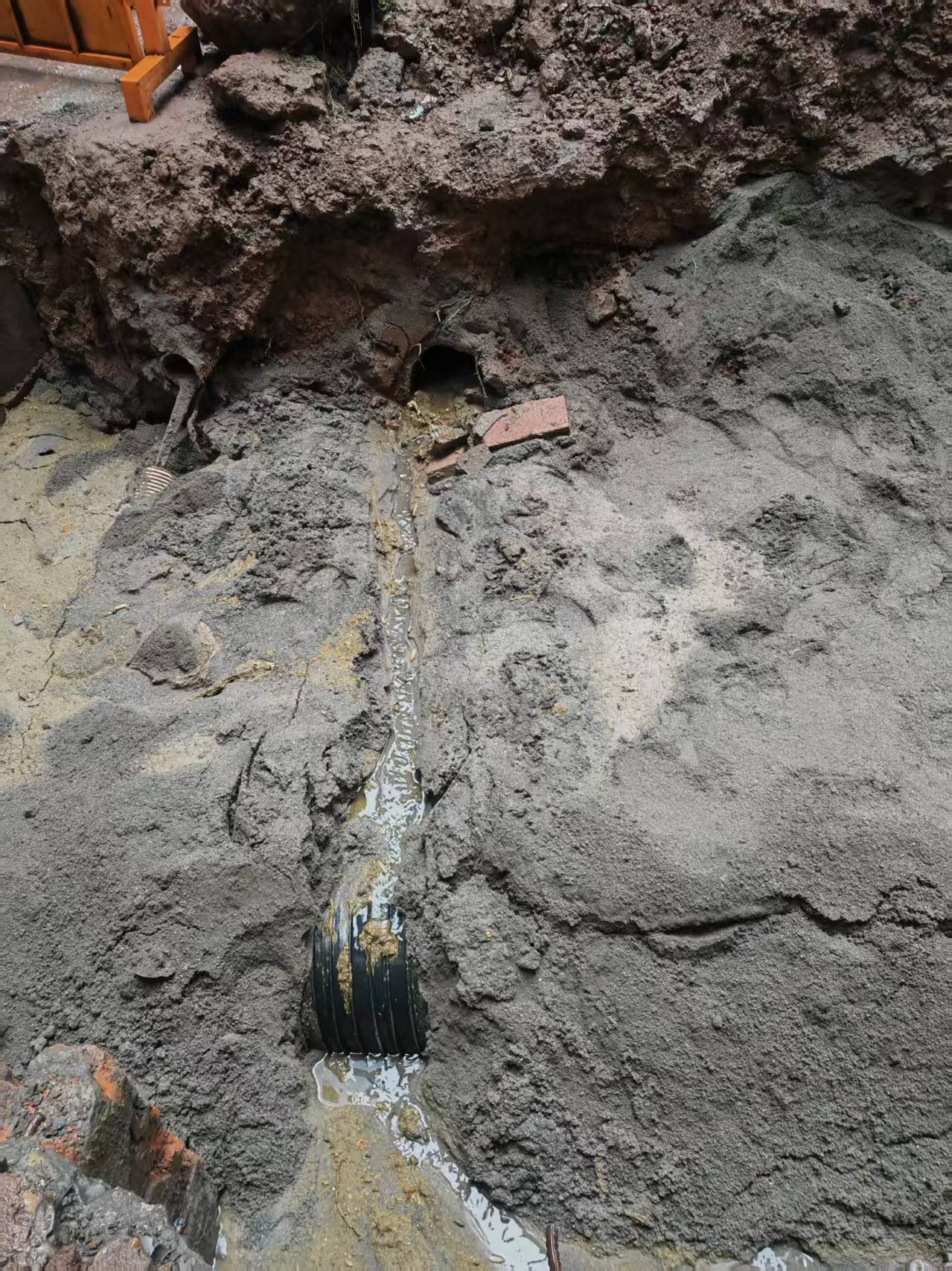 ���۹�ֱ�ӱ�����ֱ�Ž�ɳ��