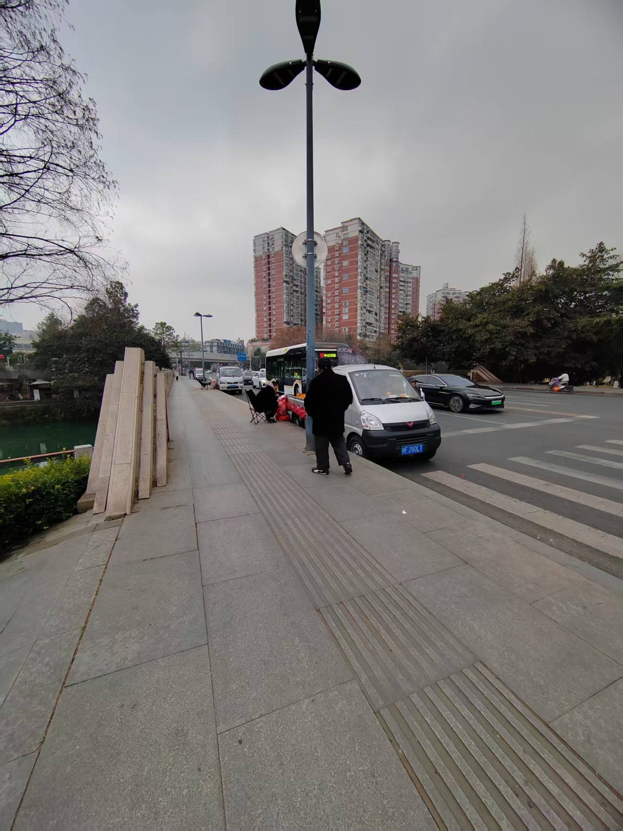 ·�ڷǻ���������ռ��