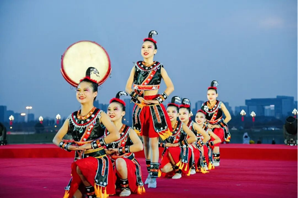 ��Ծ�³�ӭ���� �츮֮�ܾ�����1551.png