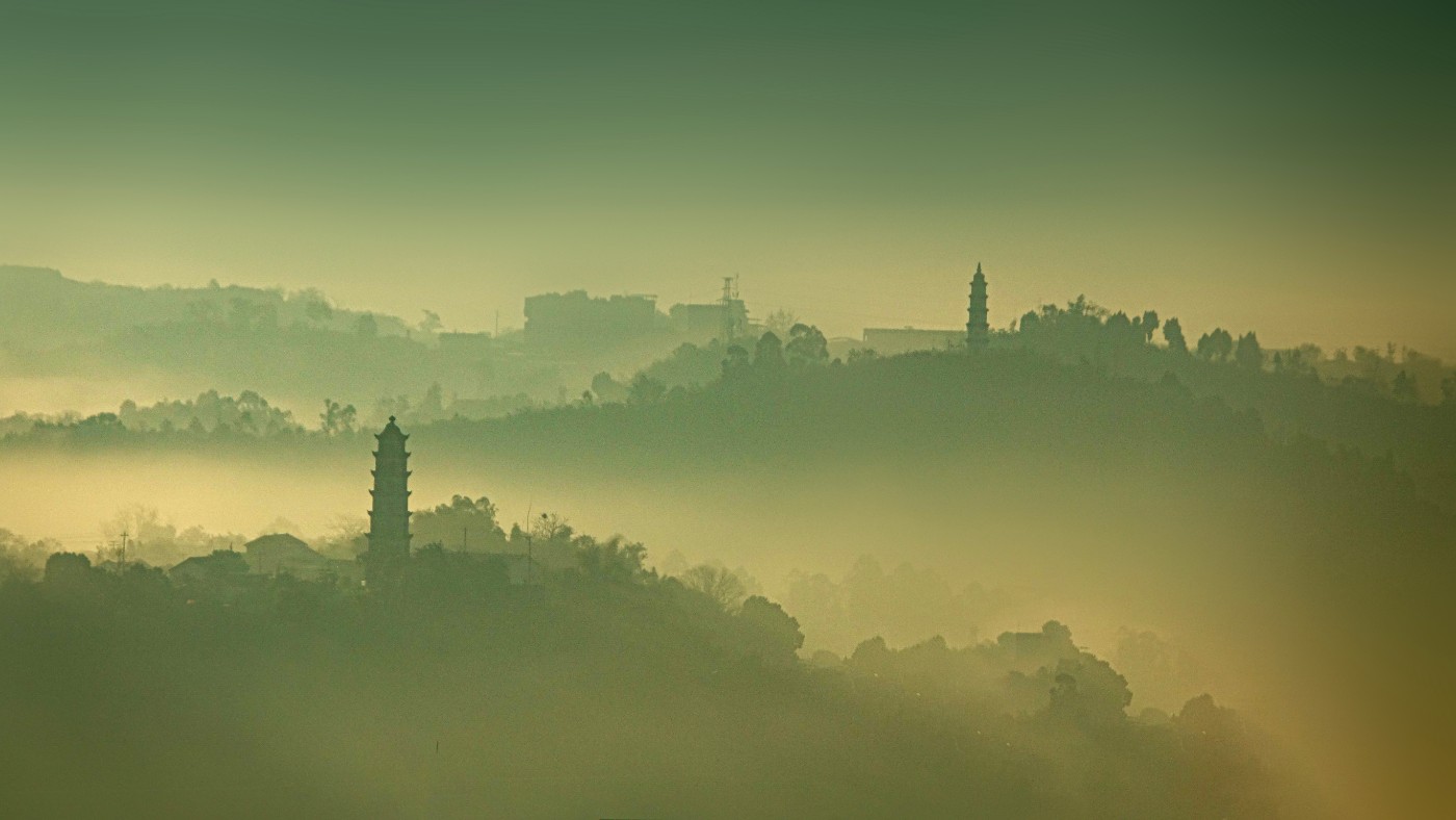 �Ƽ�˫��  ��������ǧɽ��˫�������ƶˡ�ʱ�������������������һ���ǵ�ǧ�꣬�γ���.jpg