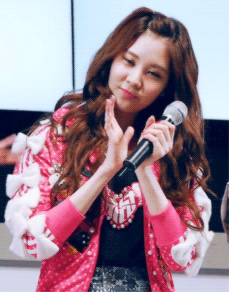 185608mqnb7mqcdcyui7ur.gif