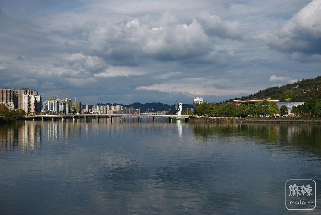 03.jpg