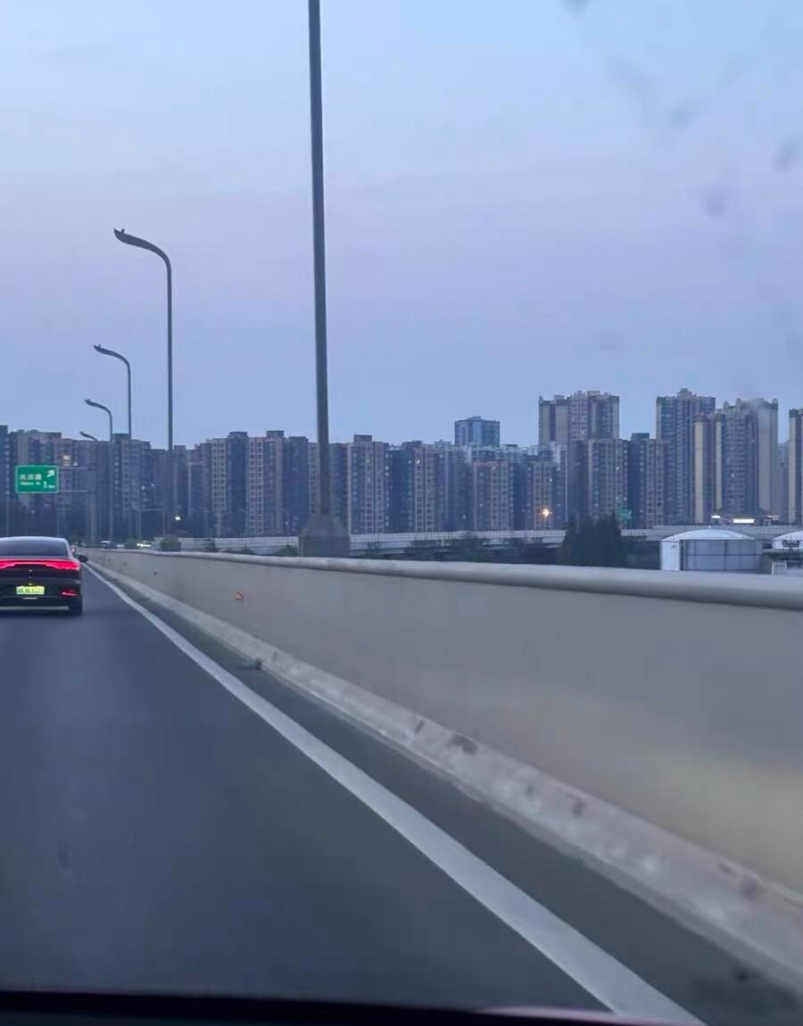 image_2.jpg