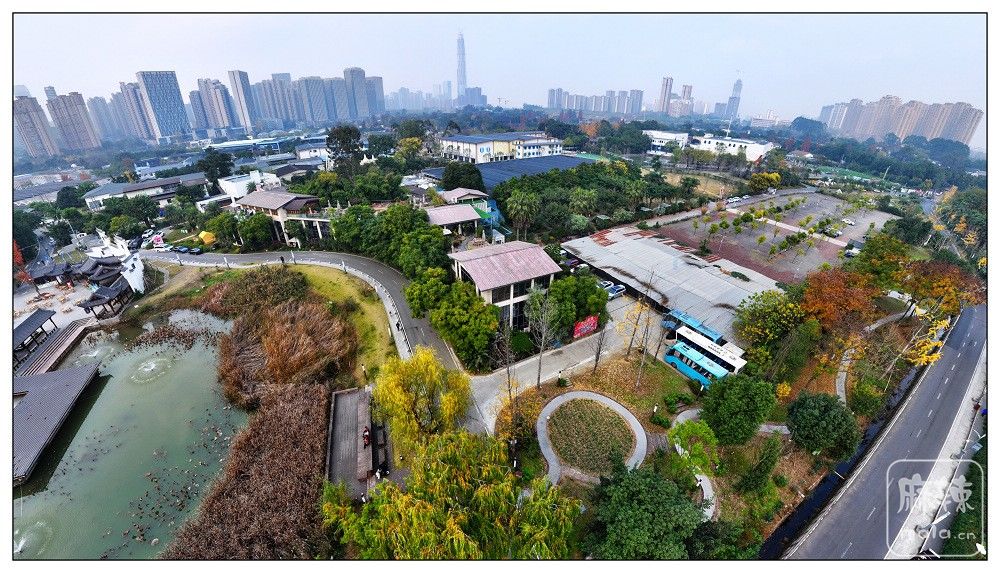 dji_export_20251210_175702_1765360622938_sphere_screenshot.jpg