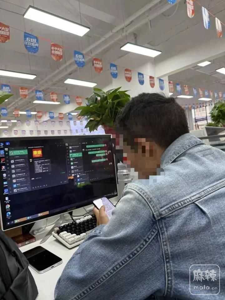 214713cc596d4a5d87bee6952d454357~tplv-tt-origin-web:gif.jpeg