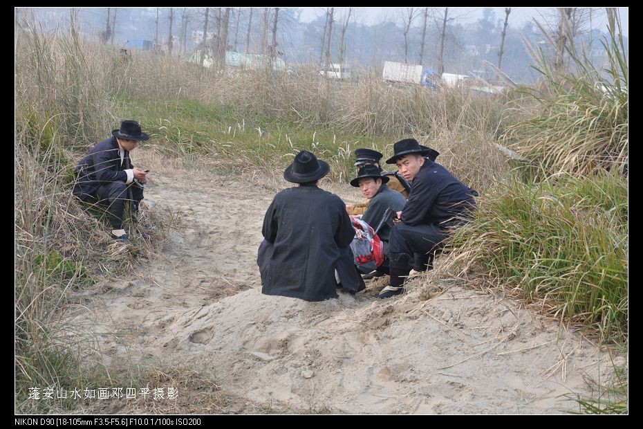 101219162193f3673c847d286f.jpg