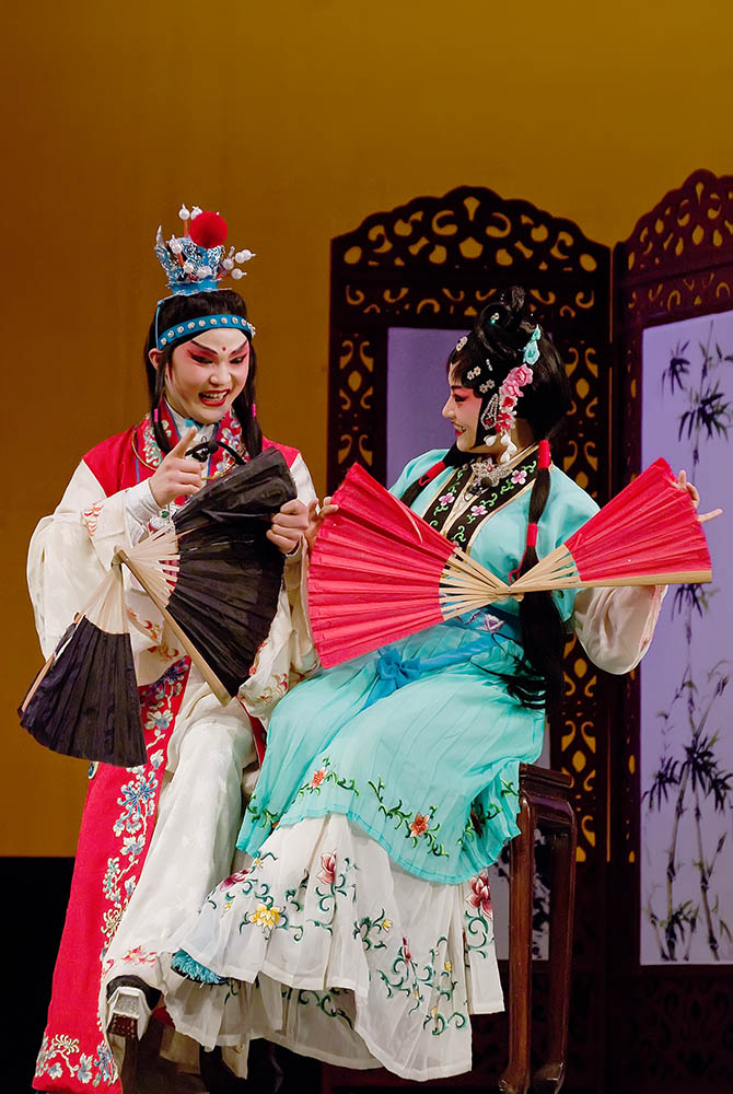 张勇新编川剧作品专场【晴雯撕扇】剧照