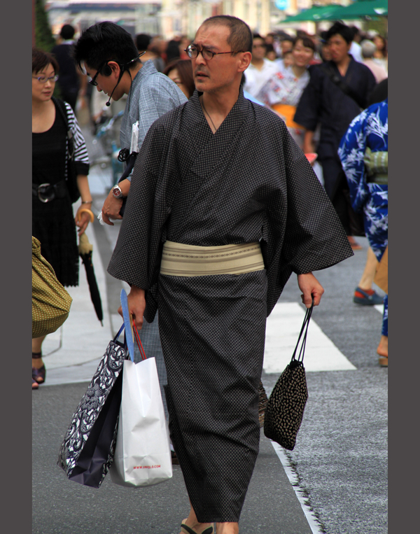常说日本人为"小鬼子""倭寇"意思是五短身材,现在的日本人身材还是